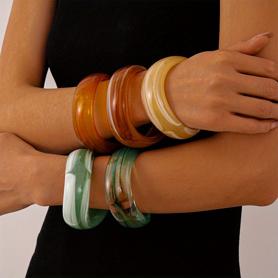 Irregular Resin Gradient Wave Bracelet for Women